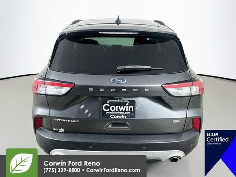 Used 2020 Ford Escape Titanium w/ Titanium Premium Package 2.0 AWD/4WD image 9