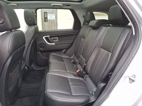 Used 2018 Land Rover Discovery Sport HSE image 7