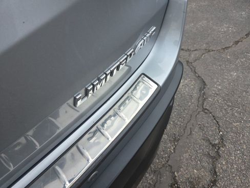 Used 2016 Toyota Highlander Limited image 11