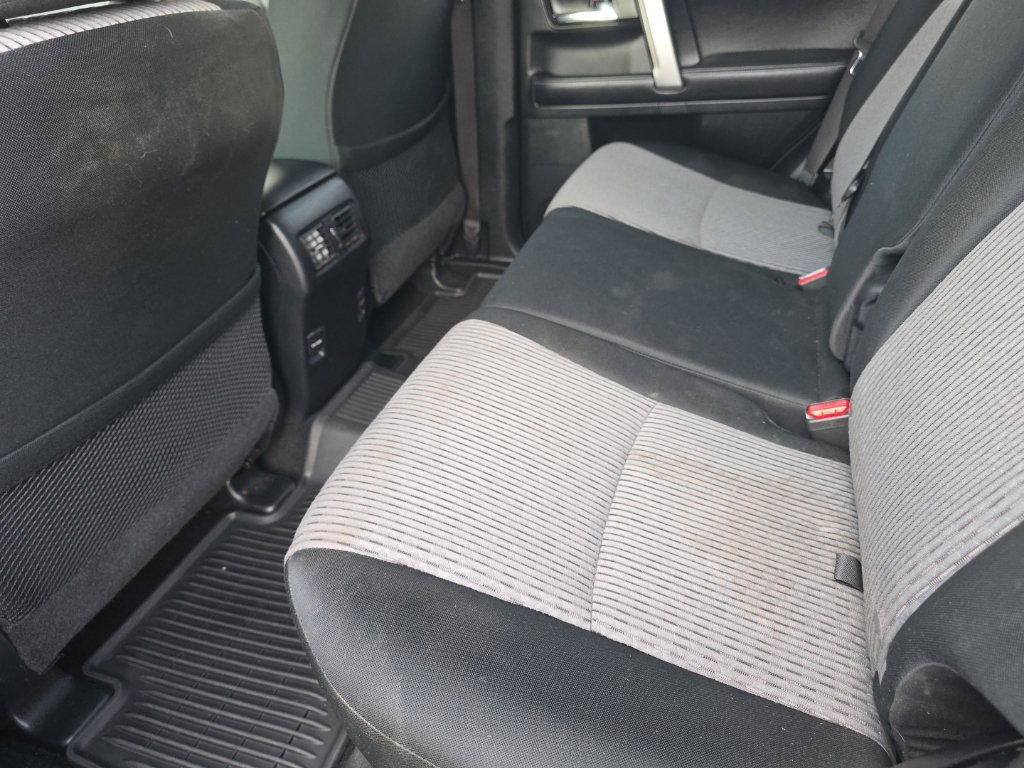 Used 2019 Toyota 4Runner SR5 AWD/4WD image 11