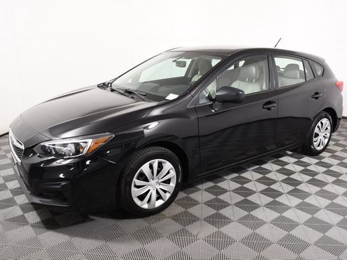 Used 2017 Subaru Impreza 2.0i AWD/4WD image 2