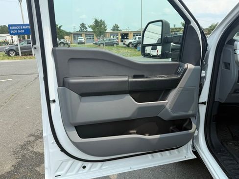 New 2025 Ford F350 XL w/ XL Driver Assist Package RWD image 13