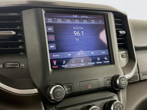 Used 2020 RAM 1500 Big Horn AWD/4WD image 21
