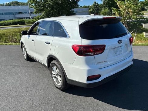 Used 2020 Kia Sorento LX FWD image 10