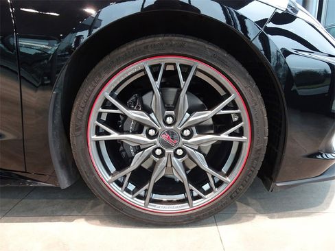 Used 2024 Chevrolet Corvette Stingray Coupe image 25