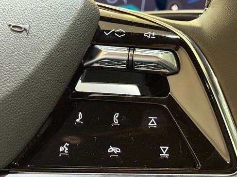 New 2026 Cadillac Vistiq Luxury image 30