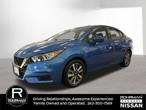 Used 2021 Nissan Versa SV image 1