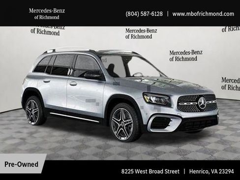 Used 2025 Mercedes-Benz GLB 250 4MATIC image 11