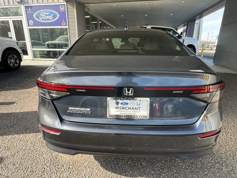 Used 2024 Honda Accord EX image 6