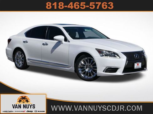 Used 2014 Lexus LS 460 w/ Comfort Package RWD image 1