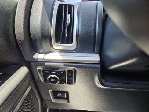 Certified 2025 Ford Expedition Active AWD/4WD image 19