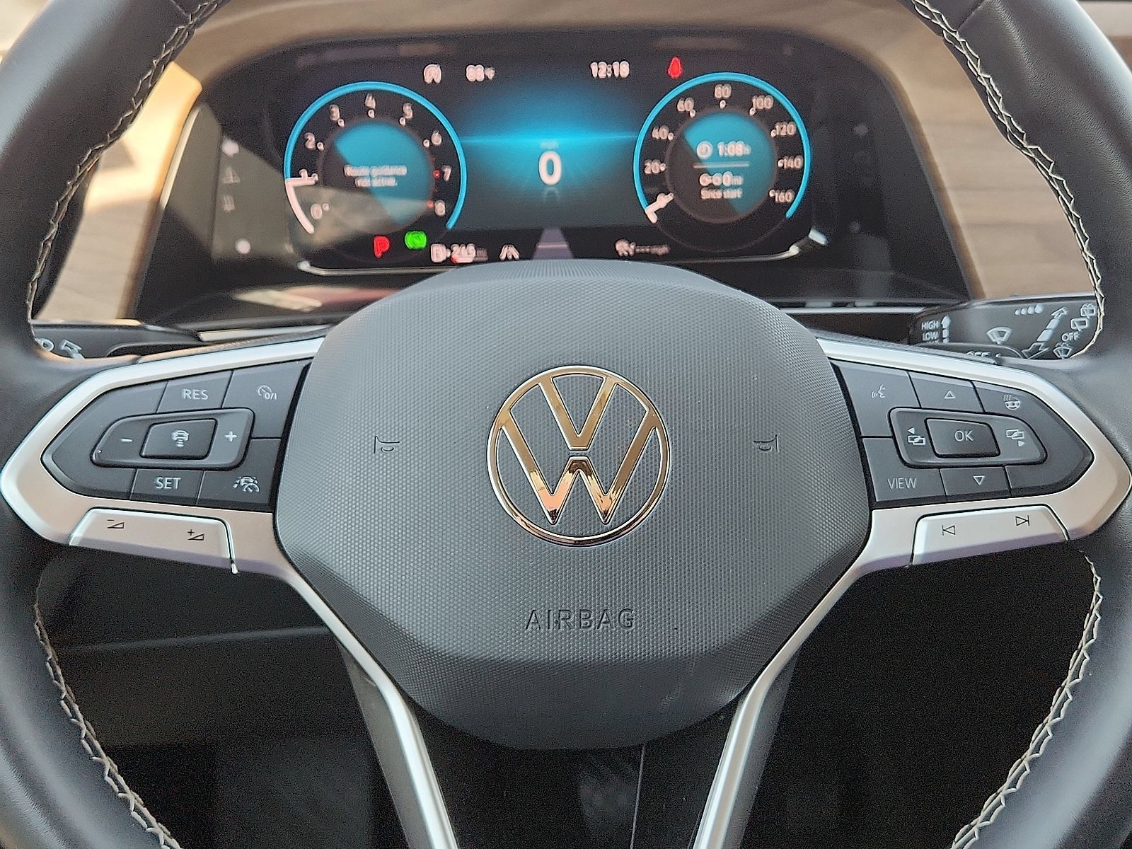 Used 2025 Volkswagen Atlas SE FWD image 25