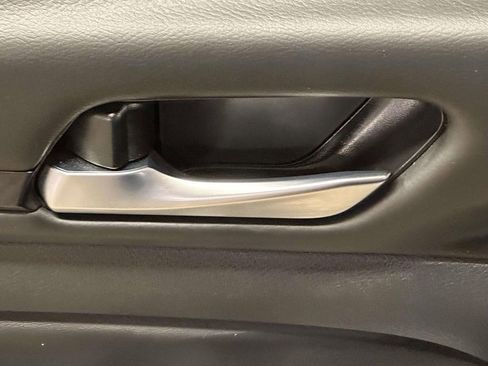 Used 2024 Nissan Altima 2.5 SV image 13