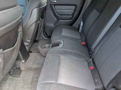 Used 2007 HUMMER H3 AWD/4WD image 9