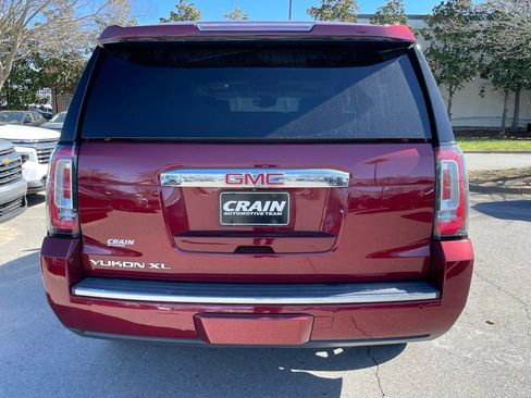 Used 2019 GMC Yukon XL Denali w/ Denali Ultimate Package image 6