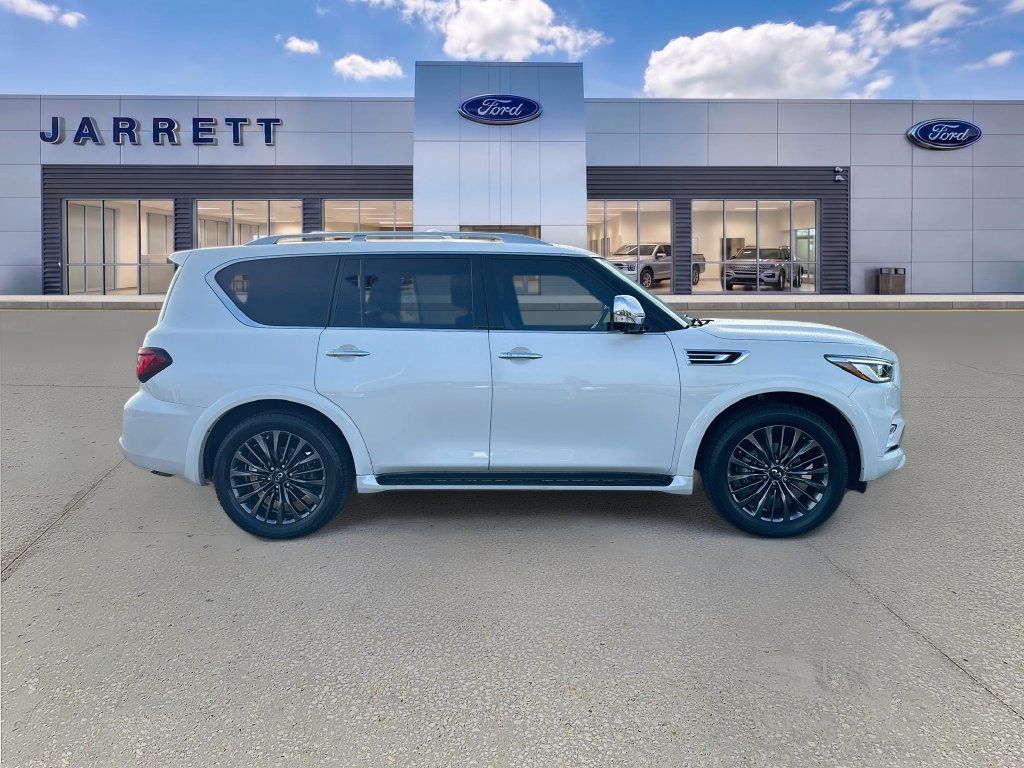 Used 2022 INFINITI QX80 Sensory w/ All-Season Package RWD image 8