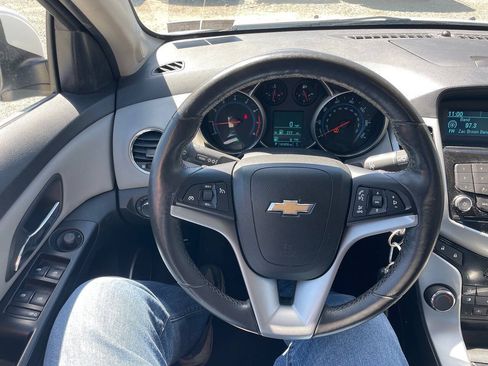 Used 2012 Chevrolet Cruze LT FWD image 17