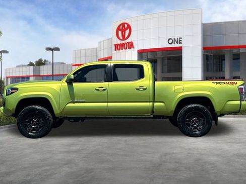 Certified 2023 Toyota Tacoma TRD Sport w/ TRD Premium Sport Package AWD/4WD image 9
