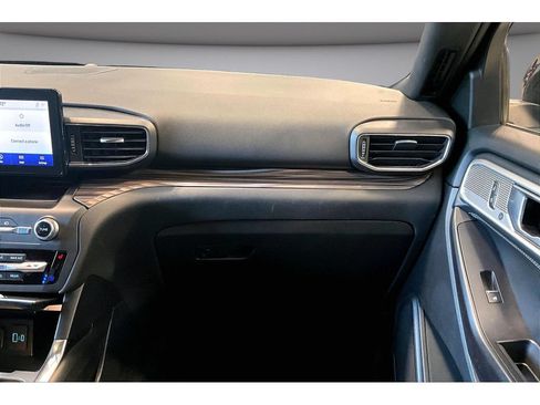 Used 2020 Ford Explorer Limited AWD/4WD image 45