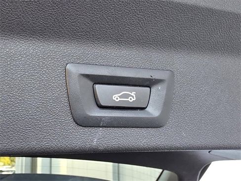 Used 2018 BMW X3 xDrive30i image 12