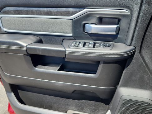 Used 2019 RAM 2500 Big Horn AWD/4WD image 9