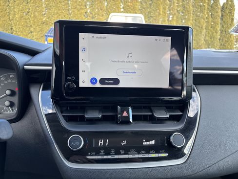 Certified 2024 Toyota Corolla LE image 25