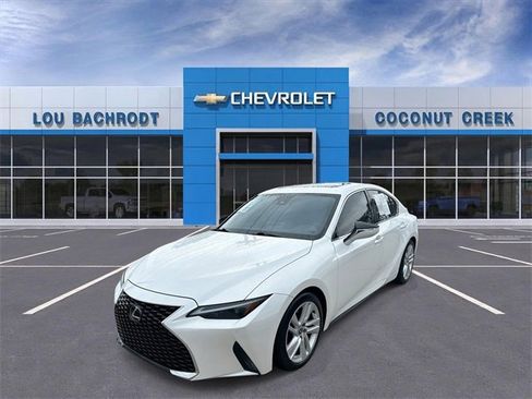 Used 2024 Lexus IS 300 w/ Comfort Package image 4