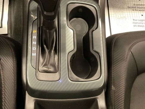 Used 2015 GMC Canyon SLE w/ All-Terrain Package image 24