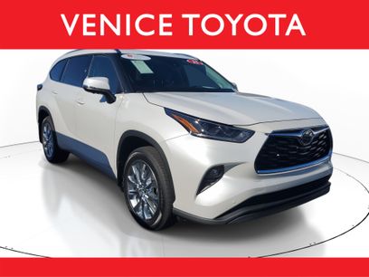Used 2025 Toyota Highlander Limited
