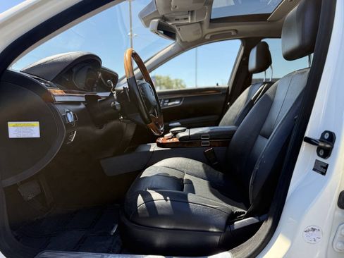 Used 2009 Mercedes-Benz S 550 image 9