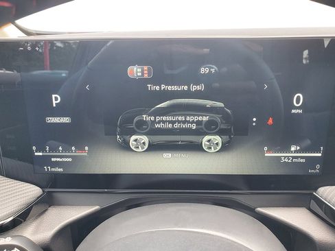 New 2026 Nissan Kicks SR image 15