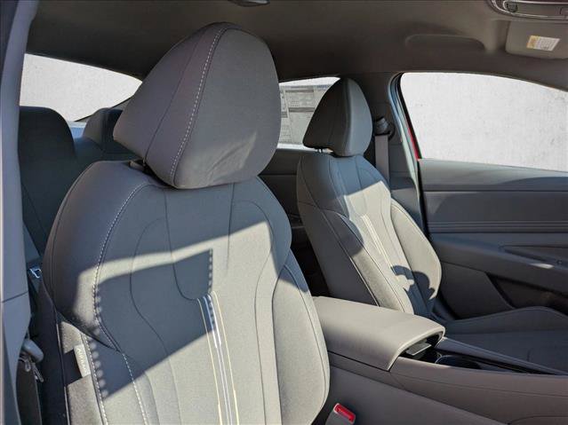 New 2025 Hyundai Elantra SEL w/ Cargo Package FWD image 20