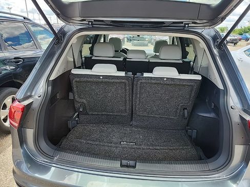 Used 2019 Volkswagen Tiguan SE FWD image 20