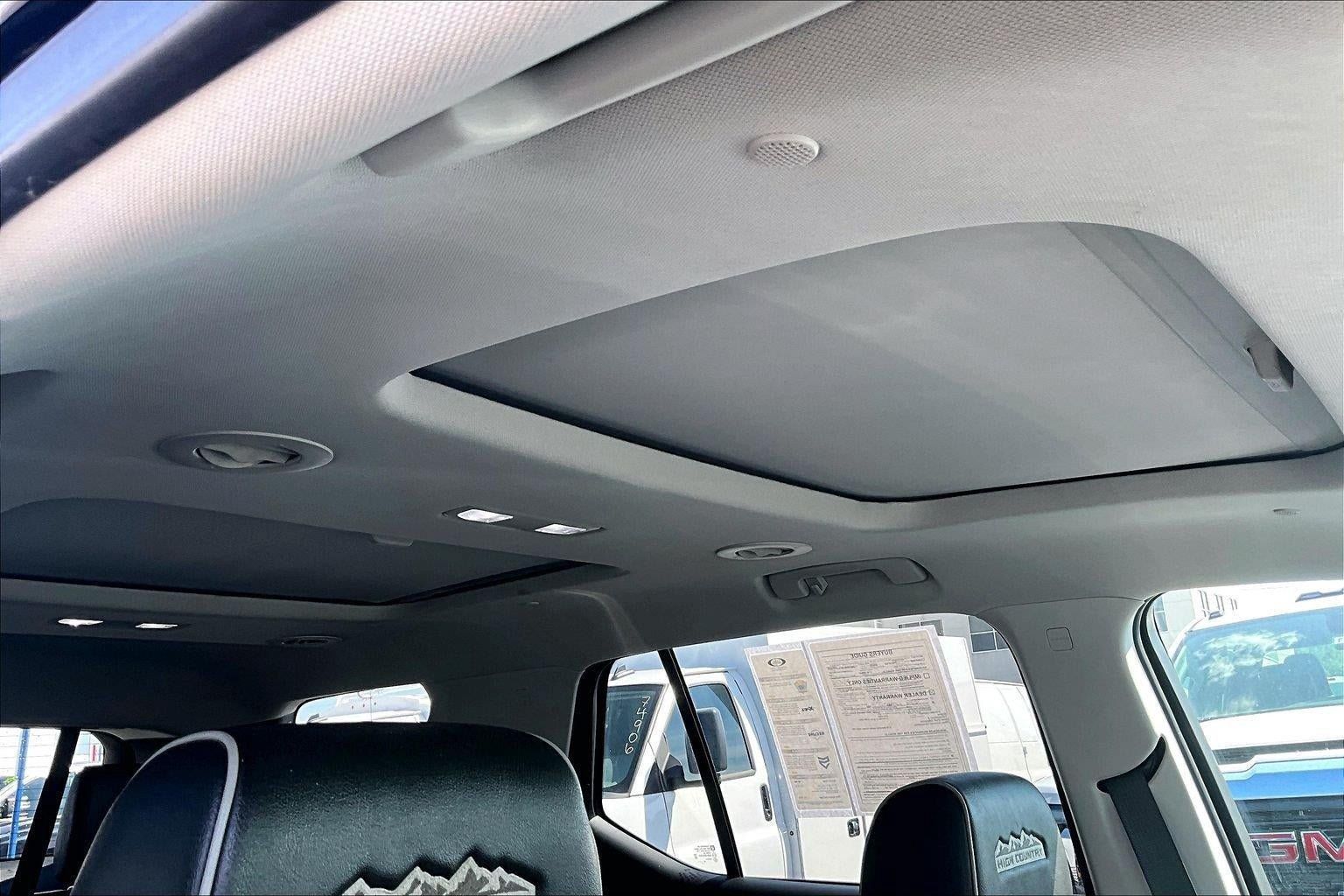 Used 2020 Chevrolet Traverse High Country w/ LPO, Cargo Package FWD image 30