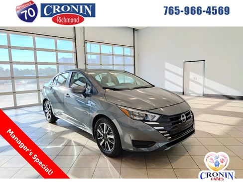 New 2025 Nissan Versa SV w/ Trunk Package FWD image 1