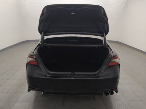 Used 2021 Toyota Camry SE image 29