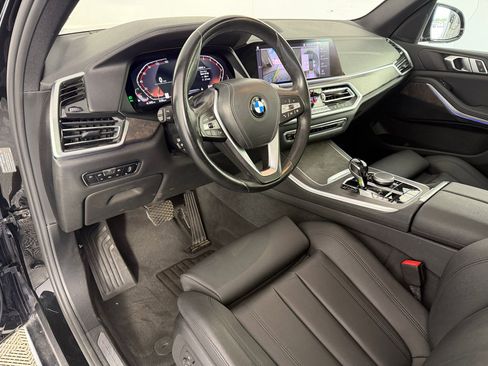 Used 2019 BMW X5 xDrive40i w/ Premium Package 2 AWD/4WD image 4