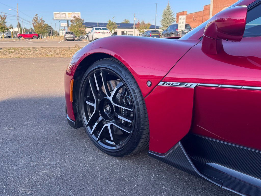 Used 2022 Maserati MC20 Coupe RWD image 11