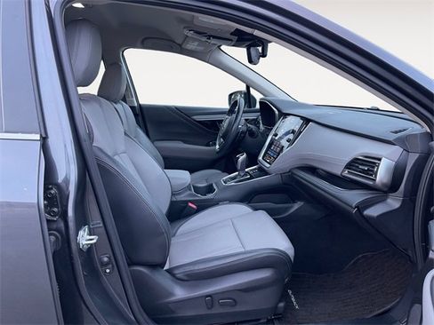 Used 2023 Subaru Outback Limited image 15