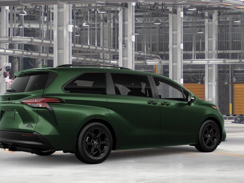 New 2026 Toyota Sienna XLE Woodland Edition AWD/4WD image 10