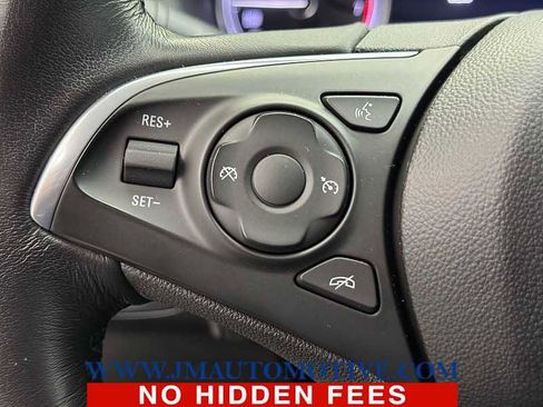 Used 2021 Buick Enclave Essence image 42