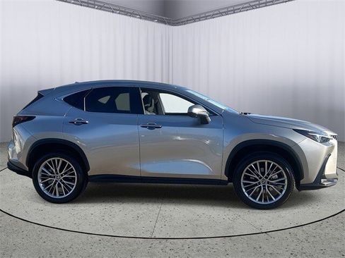 Used 2022 Lexus NX 350 AWD w/ Vision Package image 6