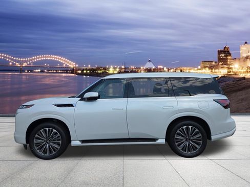 New 2026 INFINITI QX80 Luxe RWD image 2