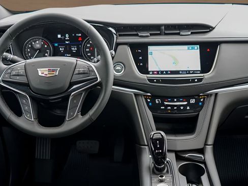New 2026 Cadillac XT5 Premium Luxury w/ Driver Assist Package FWD image 23
