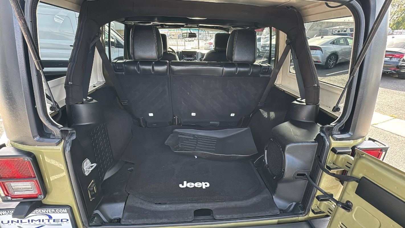 Used 2013 Jeep Wrangler Unlimited Sport AWD/4WD image 18