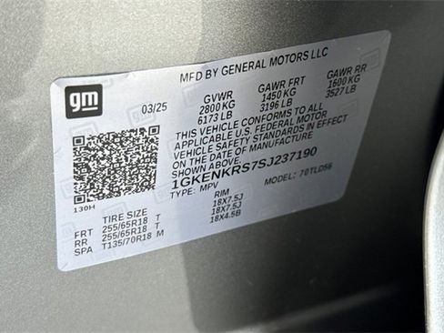 Used 2025 GMC Acadia Elevation image 29