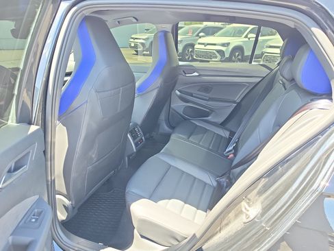 Used 2024 Volkswagen Golf R AWD/4WD image 16
