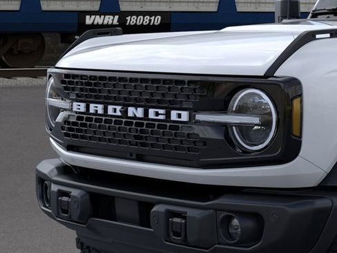 New 2026 Ford Bronco Badlands image 19
