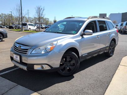 Used 2011 Subaru Outback 3.6R Limited w/ PWR Moonroof Pkg
