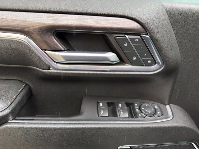 Used 2024 Chevrolet Silverado 2500 LTZ AWD/4WD image 23